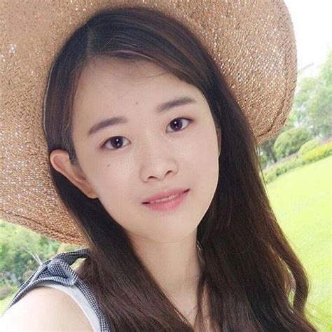 DeepSeek︱「95後AI才女」被證實曾參與開發 小米雷軍去年千萬年薪挖角