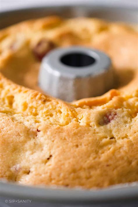 Strawbery Lemon Pound Cake Ring • Sip + Sanity