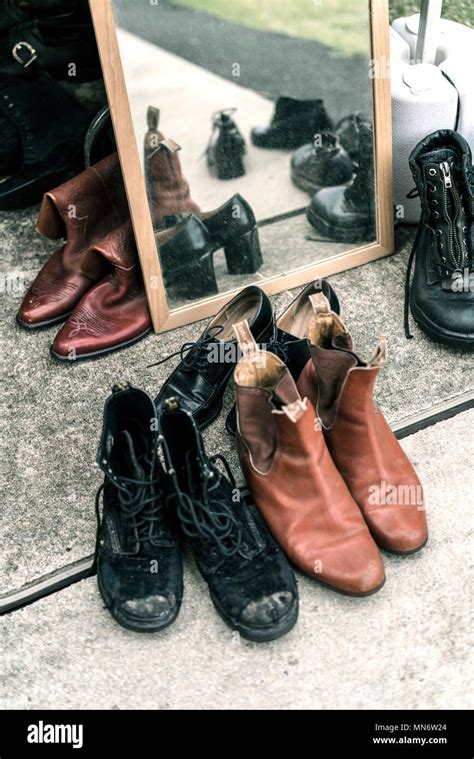 Shoes for sale at the market Stock Photo - Alamy