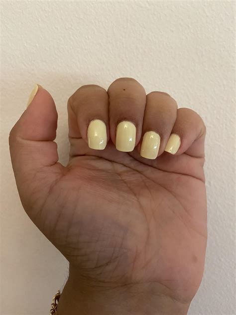 Obsessed with this colour : r/Nails