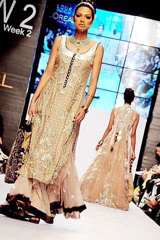 chinyere  fashion pakistan week