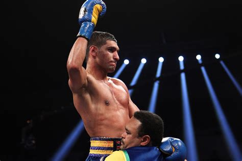 Amir Khan joins the ever-growing Al Haymon stable - ProBoxing-Fans.com
