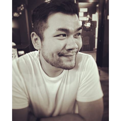 Foo Tiang Sin – Medium