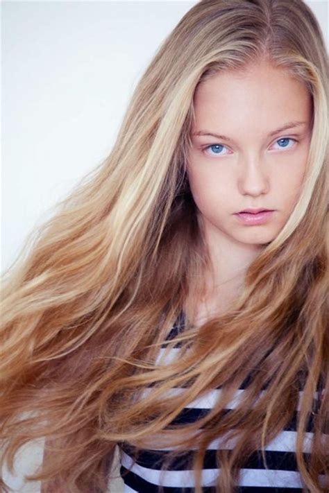 Sasha Pankratova | the Fashion Spot