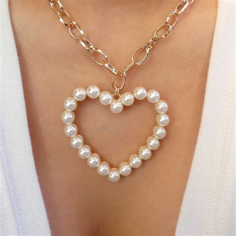 Marjorie Pearl Heart Necklace – Love Stylize