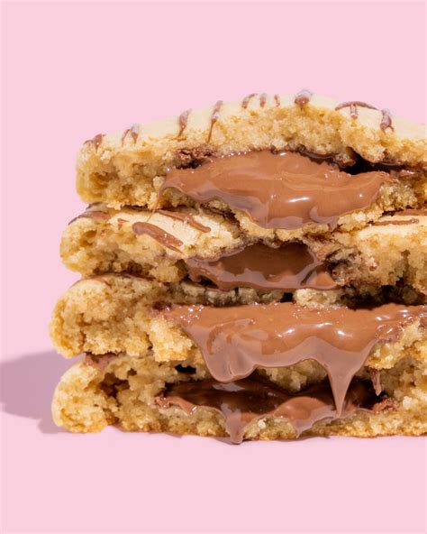 Crumbl Cookies opens new Lewisville store, gives away free cookies