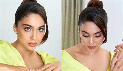 steal sharvari waghs signature eye makeup move  stunning results