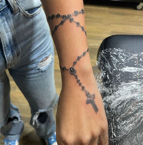 Salice Rose OnlyFans: 5 Reasons Why It's The Talk Of The Town Image 16