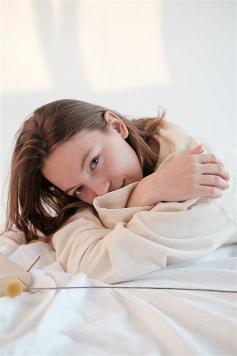 Yes, You Can Prevent Pregnancy Naturally—Here’s How | Evie Magazine