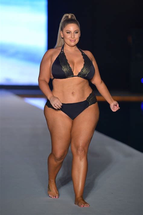 Plus Sized Model (Ashley Alexiss TG) by ToddCobbleChez on DeviantArt