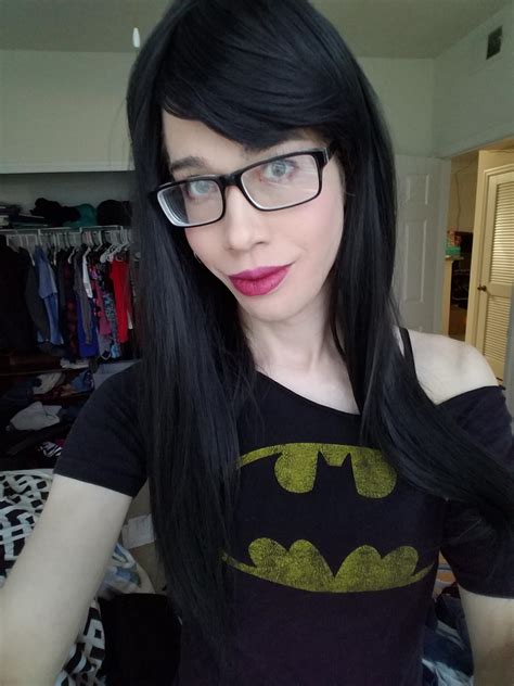 Just a nerdy girl with glasses : r/crossdressing