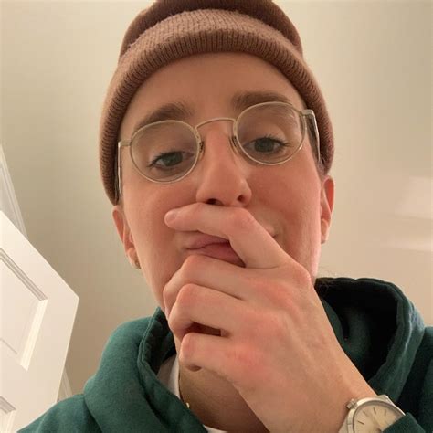 The Rise Of A Gaming Icon: Unpacking Robby Hoffman's Net Worth