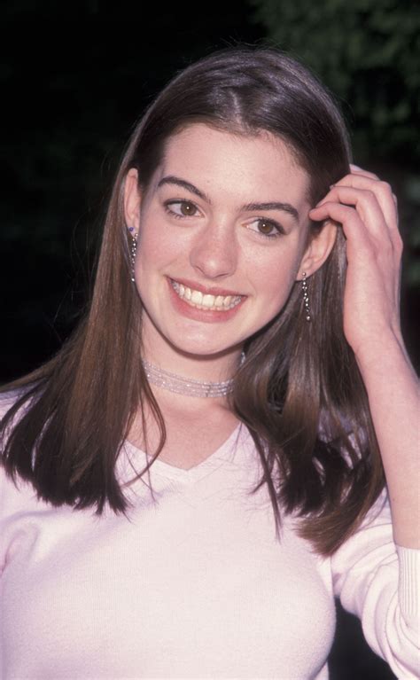 As She Turns 41, Enjoy 26 Of Anne Hathaway’s Best Beauty Moments | Vogue