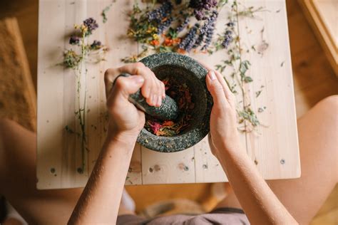 509+ Best Free Grinding Stock Photos & Images · 100% Royalty-Free HD ...
