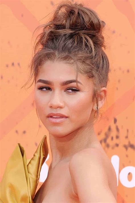 Critics debate if these cute cute hairstyles are professional 6