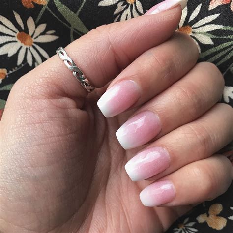 Ombre pink and white nails | Pink acrylic nails, Ombre acrylic nails ...