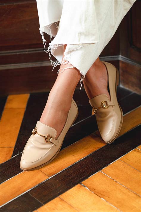 Mocassim Stela Nude – Paula Zurcan Sapatos Veganos | Atlantikos