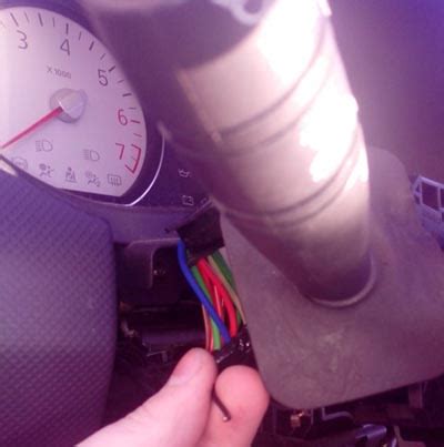Звуковой сигнал Рено Логан не работает: причины пропажи звукв