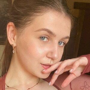 Lola Taylor Messages - Faponic