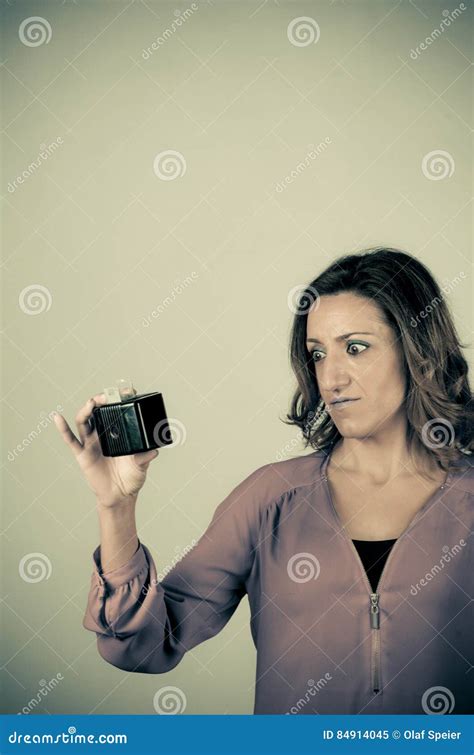Verrast stock afbeelding. Image of portret, verticaal - 84914045