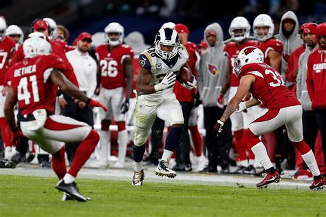 Arizona Cardinals 0 Los Angeles Rams 33: Todd Gurley and Jared Goff