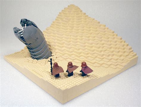 Dune Sandworm Scene, in Lego