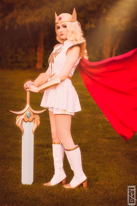 Explain like I’m five: transmasc and trans man Adora : PrincessesOfPower