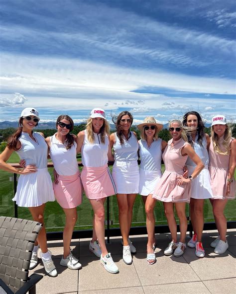 Fore Birdie Love: Stylish babes on the Green Carpet (@forebirdielove