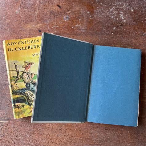 Adventures of Huckleberry Finn - a 1954 Junior Deluxe Editions Book wi