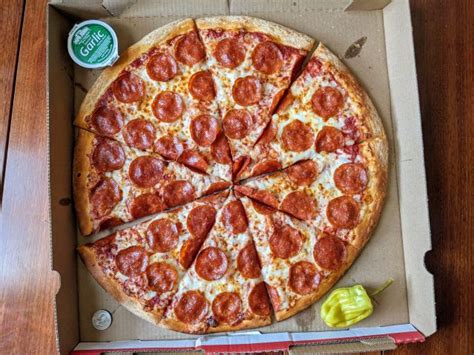 Review: Papa John's - NY Style Pizza
