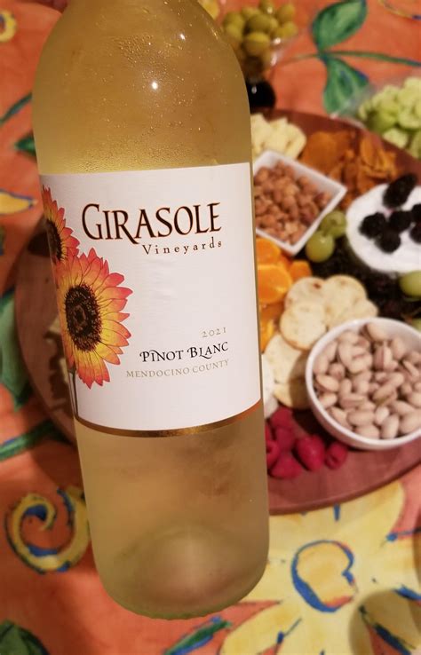 Girasole Vineyards Pinot Blanc 2021, Mendocino County, California : r/wine