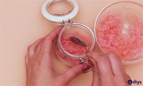 DIY Face Scrub Recipe: Gentle Exfoliant for Your Skincare Routine