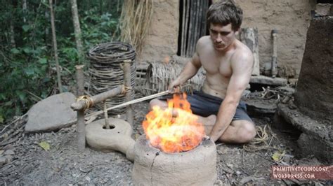 Primitive Bushcraft: 10 Projects, Skills & Structures That Don't Need Tools