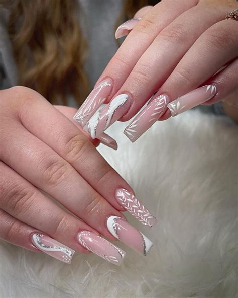 20 Pink and White Nails - Sweet Money Bee