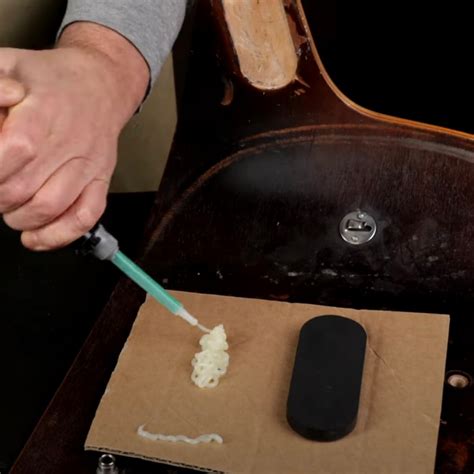 Good Gluing - Hints on 2 Components Adhesive - design restoration spares