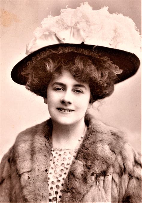 Audrey Ford | THE CABINET CARD GALLERY