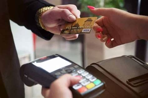Reguli noi la plata cu cardul începând cu anul viitor
