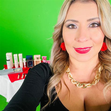 Cosmetologa Oriflame Seidy on Reels | Facebook