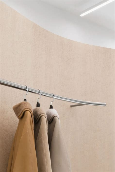 » Luda Nikishina showroom by Kozeen + Rueda