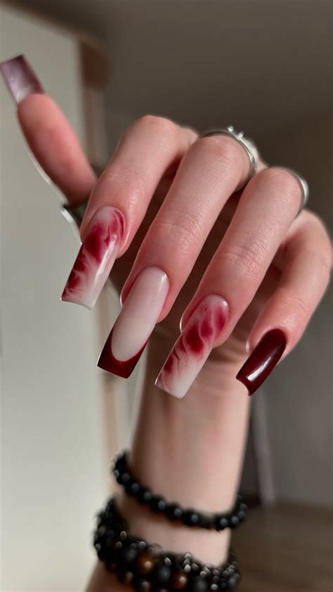 Revolutionizing French Manicures: Unconventional Colors and Shapes in ...