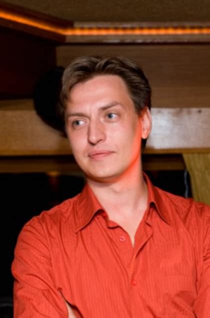 Актер из сериала "Улицы разбитых фонарей" Андрей Божанов попытался ...