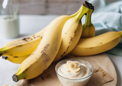 foods  improve  gut health   foods  avoid