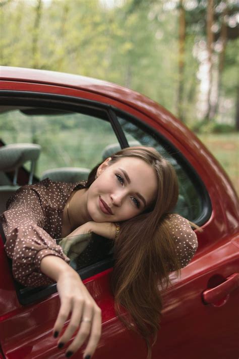 девушка в машине | Фотосессия, Фотография девушки, Идеи для фото