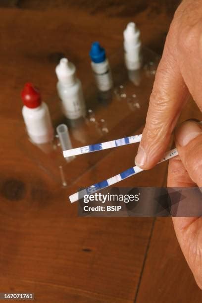 Streptotest Photos and Premium High Res Pictures - Getty Images
