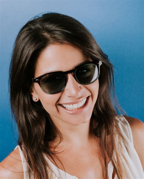 3 MOMI: LA NUOVA COLLEZIONE SOLE, PER LA DONNA CHE VUOLE RISALTARE - 3MOMI