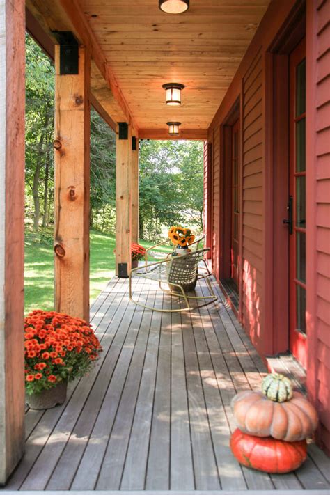 28 Striking Front Porch Plants Ideas to Boost the Curb Appeal