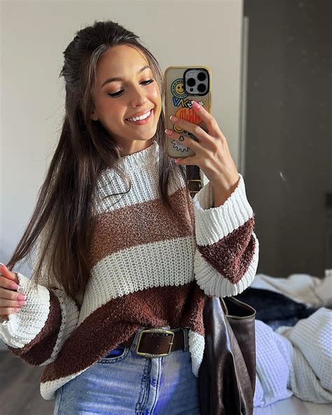 Taylor Alesia 🕊️ (@thebiblechick_) • Instagram photos and videos