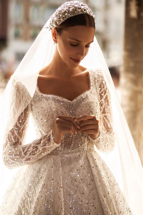 Expensive wedding dress – Artofit