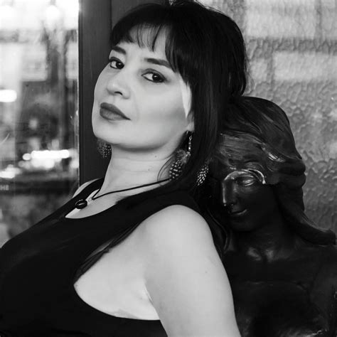Elizabeth Obando