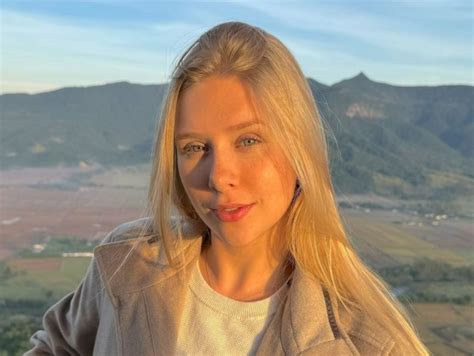 por onde  cela lopes  influencer milionaria das redes sociais